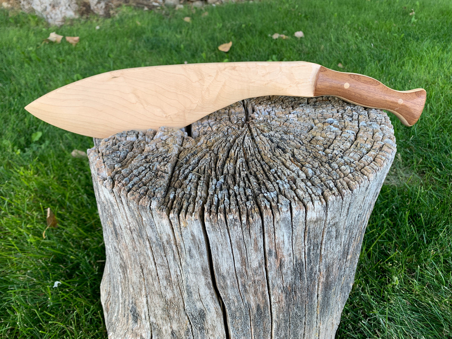Training Kukri: Maple & Mahogany